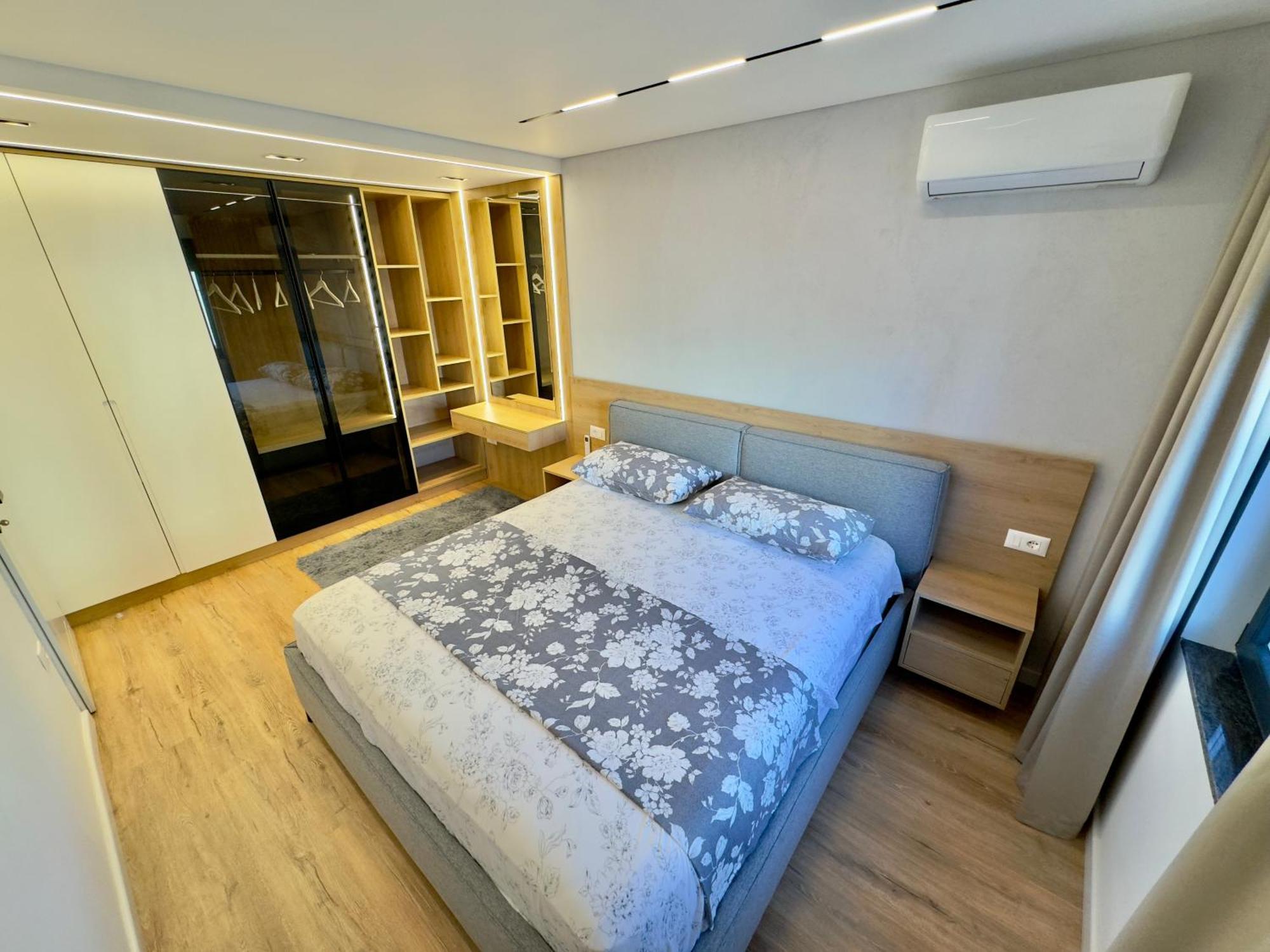 Soinn'S Apartament Тирана Екстер'єр фото
