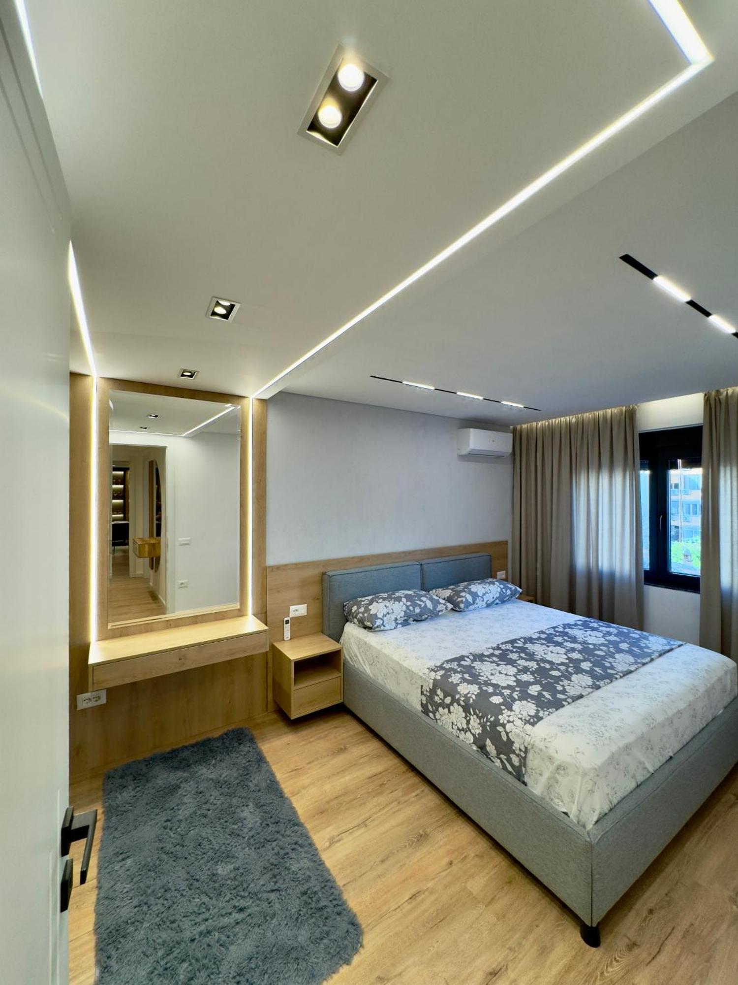 Soinn'S Apartament Тирана Екстер'єр фото