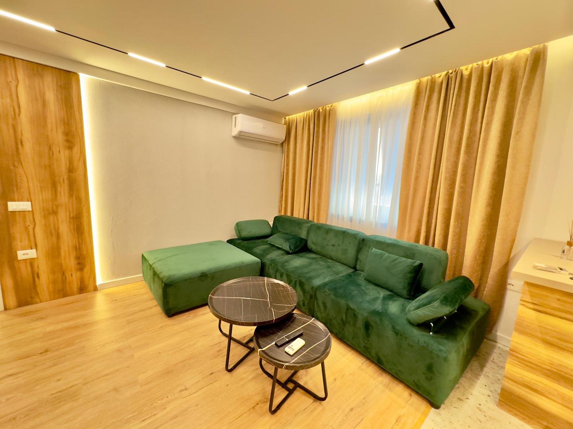 Soinn'S Apartament Тирана Екстер'єр фото