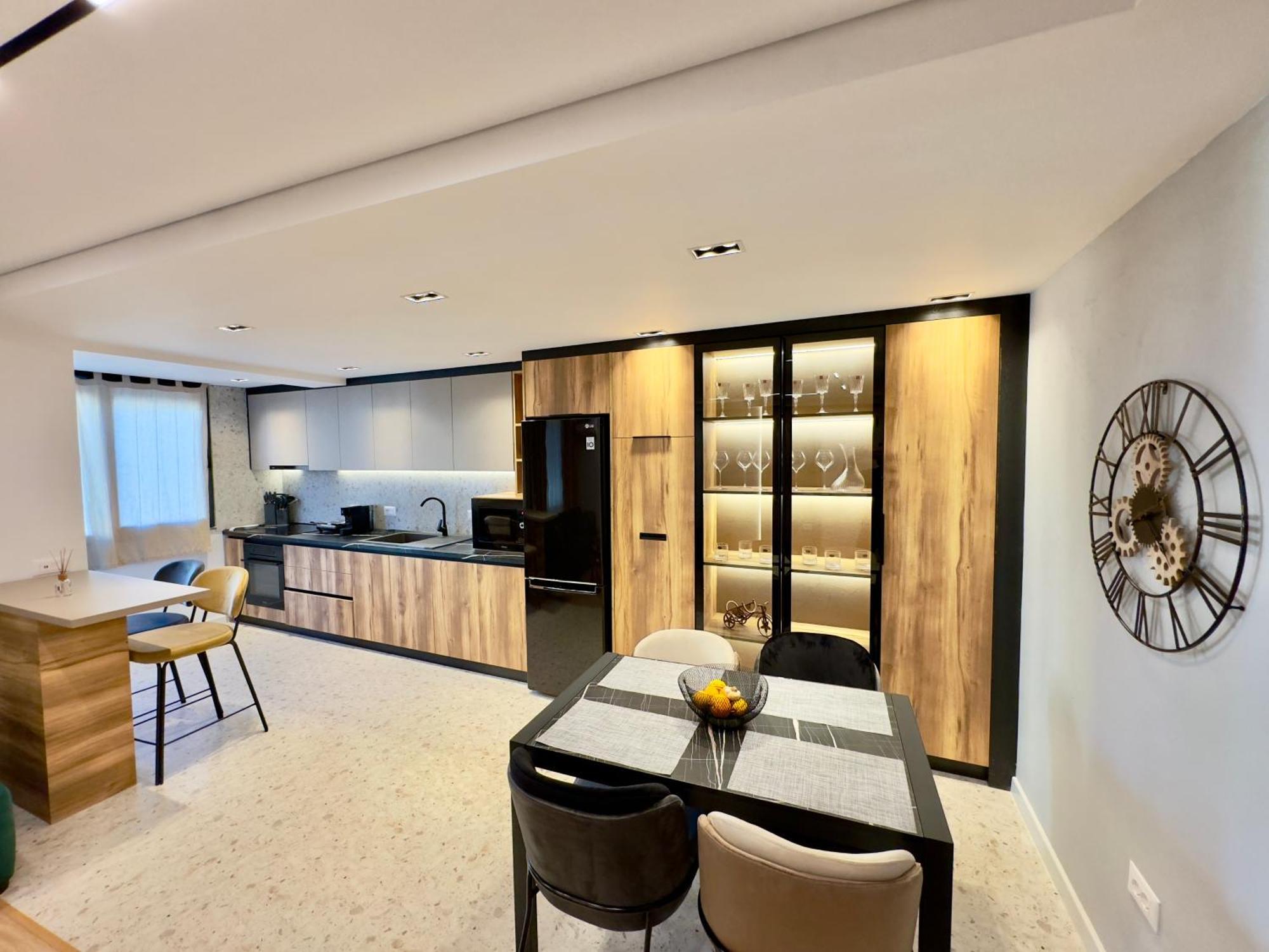 Soinn'S Apartament Тирана Екстер'єр фото