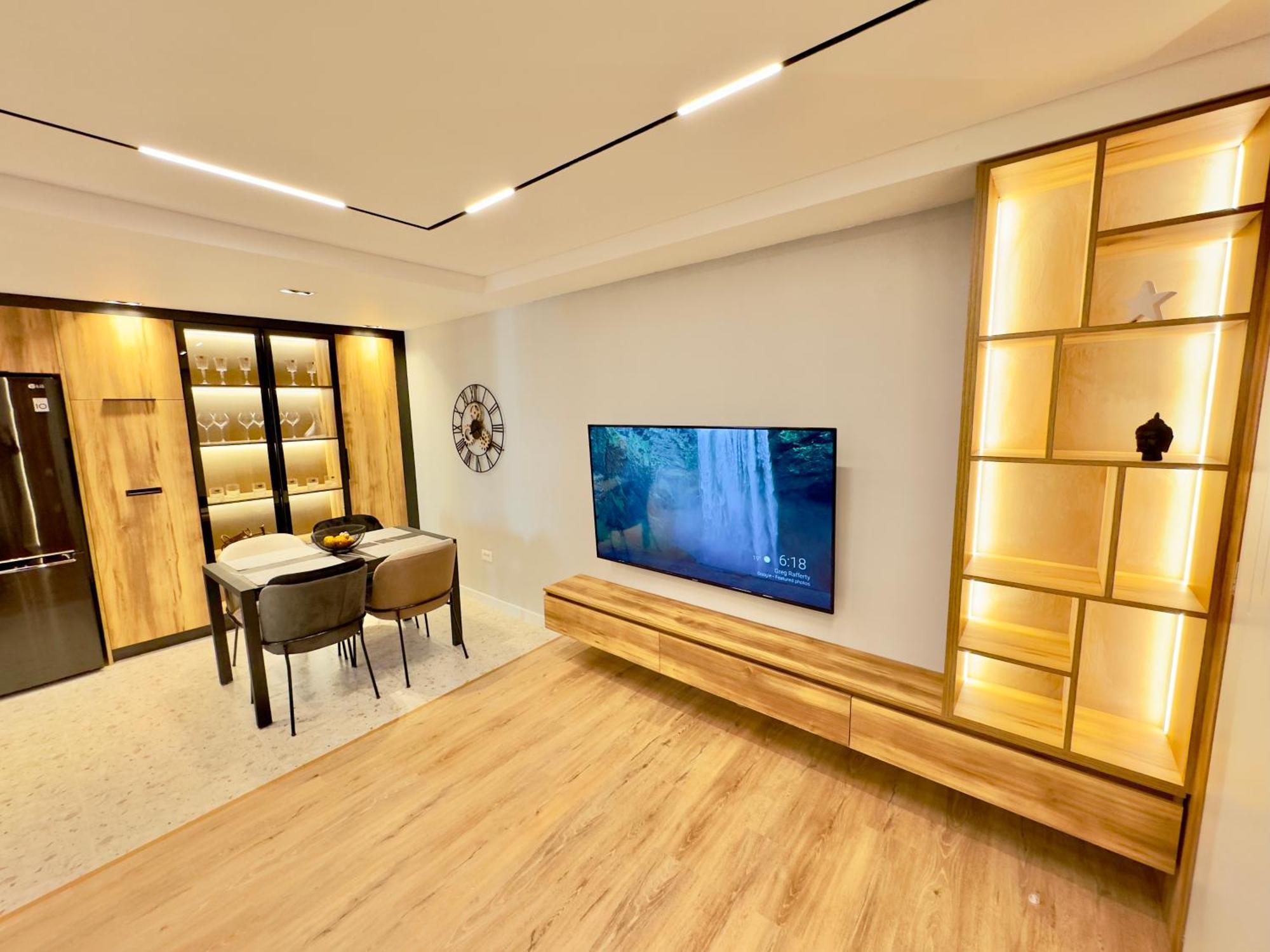 Soinn'S Apartament Тирана Екстер'єр фото